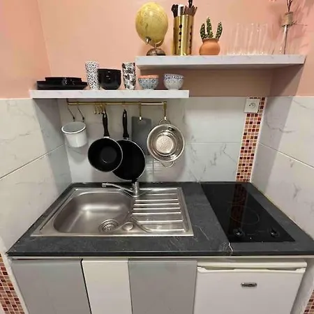Studio Situe A 5 Min Du Chateau De Versailles Et Stationnement Gratuit Exterior photo